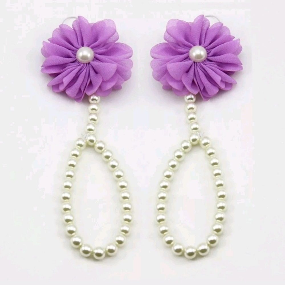 3/$15 Baby Barefoot sandals LAVENDAR stretch w pearls - Picture 2 of 2